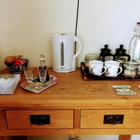 Upper Wood End Farm Bed & Breakfast Marston Moreteyne ภายนอก รูปภาพ