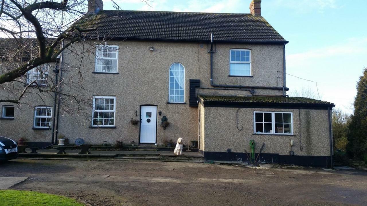 Upper Wood End Farm Bed & Breakfast Marston Moreteyne ภายนอก รูปภาพ