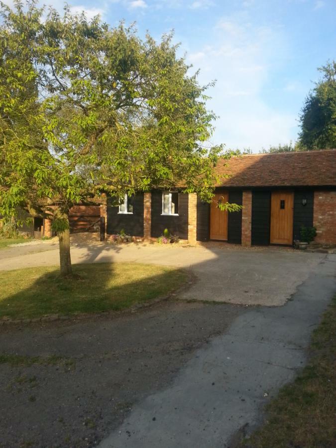 Upper Wood End Farm Bed & Breakfast Marston Moreteyne ภายนอก รูปภาพ