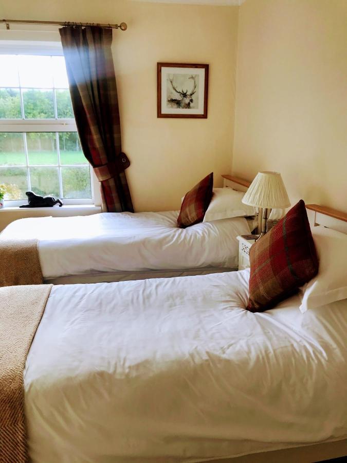 Upper Wood End Farm Bed & Breakfast Marston Moreteyne ภายนอก รูปภาพ